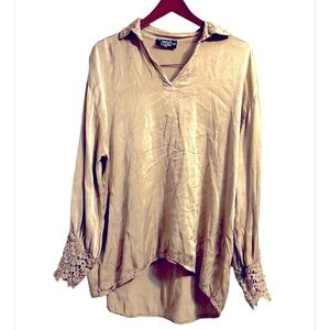 ITOO Made in Italy boho metallic tan lace sleeve top medium / large Women